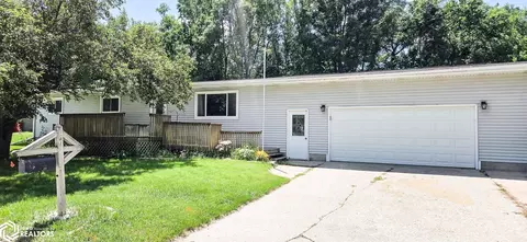 207 Maple Ave, Webster City, IA 50595