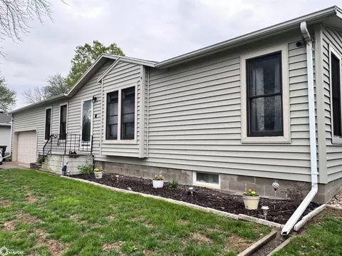 Exterior - 8 Ohm St, Mapleton, IA 51034 photo 2 of 7