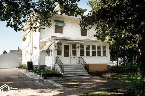 219 A Ave W, Albia, IA 52531