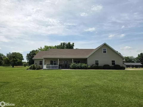 5 Hickory Hollow Rd, Bloomfield, IA 52537