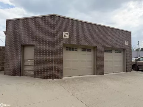 27 S B S Main St, Denison, IA 51442