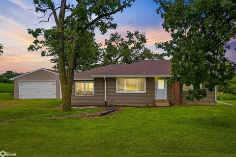 3088 Main Street Rd, Marshalltown, IA 50158