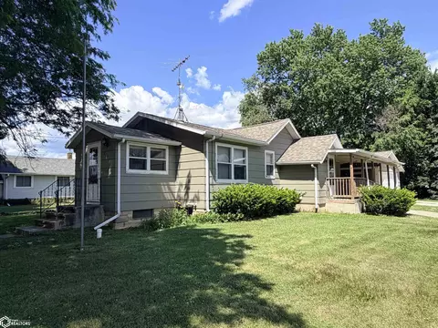 218 6th St SW, Hampton, IA 50441 photo 1