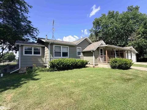218 6th St SW, Hampton, IA 50441 photo 2