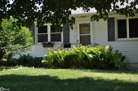 Exterior - 264 E 18th St, Carroll, IA 51401 photo 7 of 7