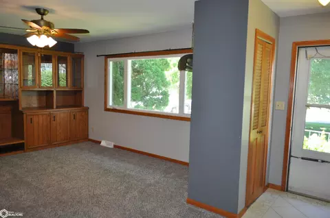 Living - 264 E 18th St, Carroll, IA 51401 photo 1 of 6