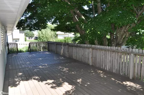 Exterior - 264 E 18th St, Carroll, IA 51401 photo 6 of 7