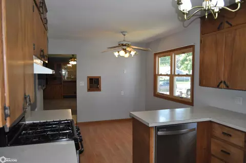 Kitchen - 264 E 18th St, Carroll, IA 51401 photo 3 of 4