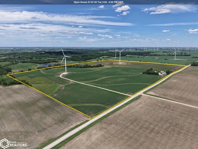 1364 80th St, Hampton, IA 50441