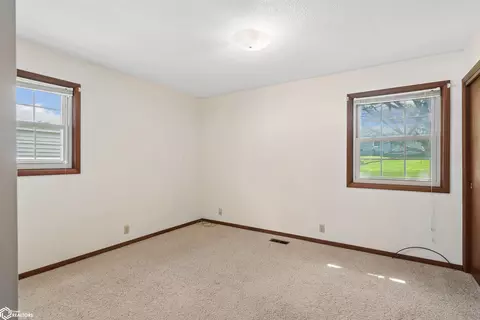 1509 4th St, Eldora, IA 50627 photo 10