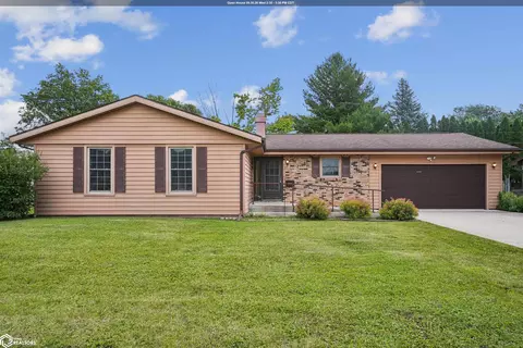 Exterior - 1509 4th St, Eldora, IA 50627 photo 1 of 7