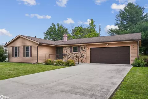 1509 4th St, Eldora, IA 50627 photo 2