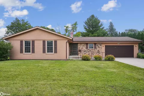 1509 4th St, Eldora, IA 50627 photo 1
