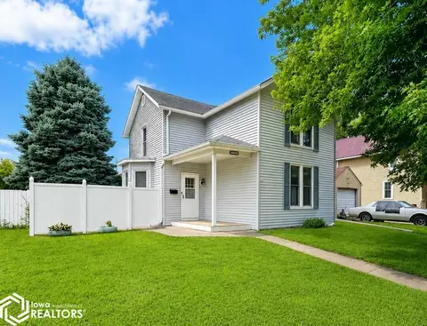 1716 Avenue I, Fort Madison, IA 52627