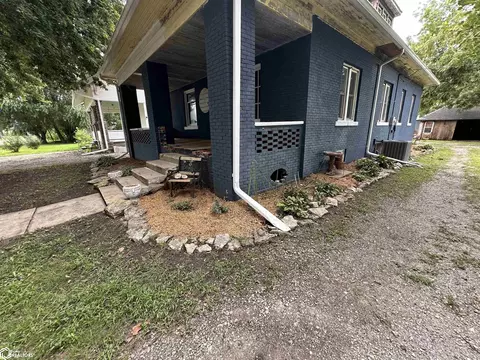 113 Woodrow St, Stockport, IA 52651