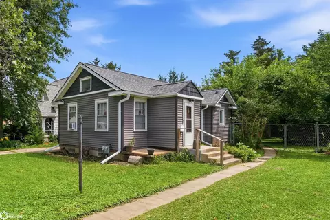 407 N 15th St, Marshalltown, IA 50158