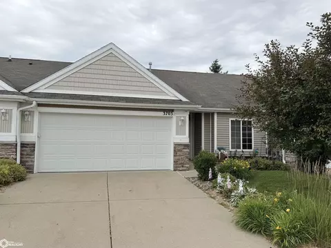 3703 NE Cottonwood Ln, Ankeny, IA 50021