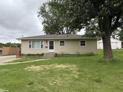 1982 Chester, Ottumwa, IA 52501