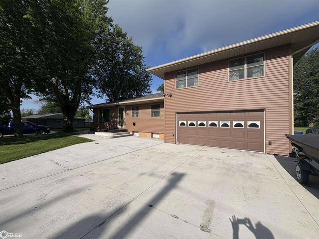 105 S Fort Ave, Eagle Grove, IA 50533