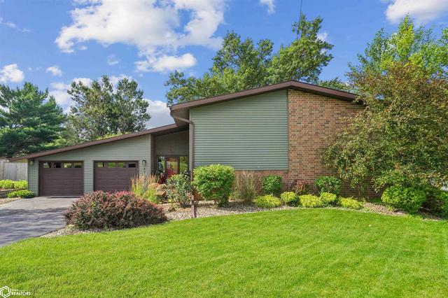 1120 W Olive St, Marshalltown, IA 50158
