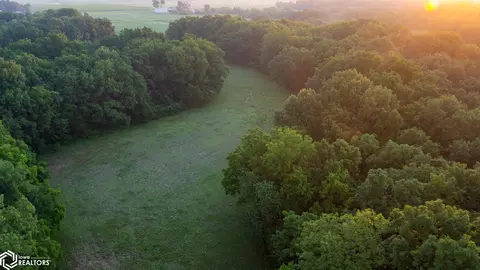 9689 Pegtown, Mediapolis, IA 52637