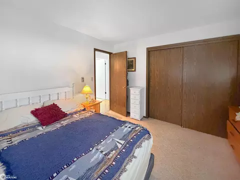 Bedroom - 1655 Dorell Dr, Hampton, IA 50441 photo 7 of 7