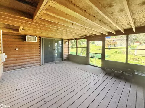 Exterior - 1655 Dorell Dr, Hampton, IA 50441 photo 1 of 4