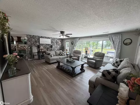 Living - 21930 458th St, Centerville, IA 52544 photo 1 of 6