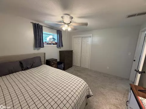 Bedroom - 21930 458th St, Centerville, IA 52544 photo 4 of 7