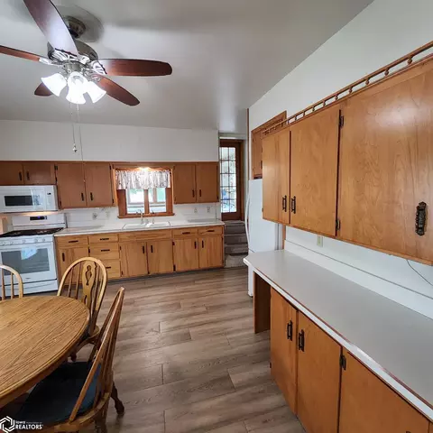 Kitchen - 702 N Walnut St, Avoca, IA 51521 photo 3 of 3