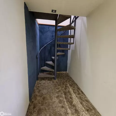 Entry Way - 702 N Walnut St, Avoca, IA 51521 photo 3 of 3