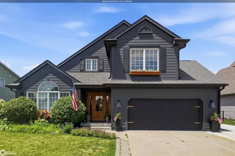 1326 NW Shoreline Ct, Ankeny, IA 50023