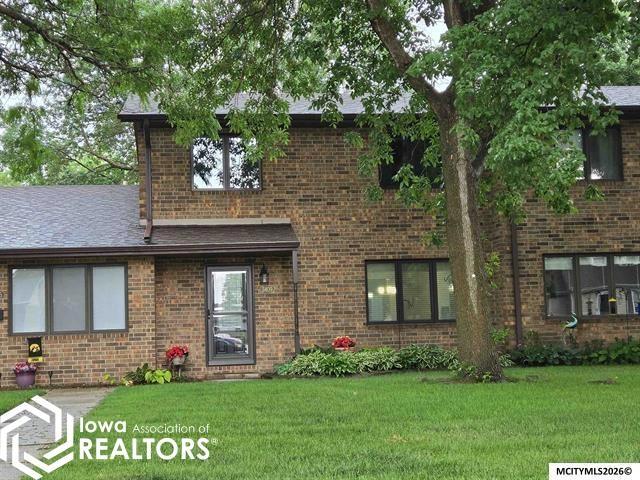 3409 Brandywine Rd, Mason City, IA 50401