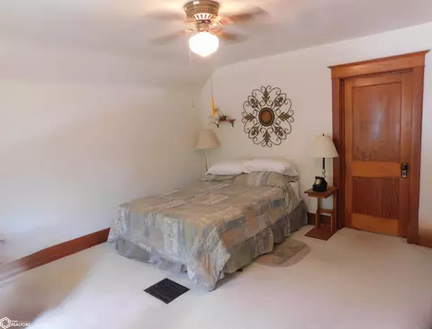 Bedroom - 513 Maple St, Deloit, IA 51441 photo 3 of 5