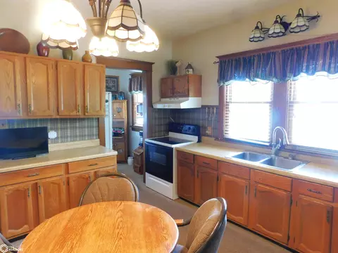 Kitchen - 513 Maple St, Deloit, IA 51441 photo 1 of 3