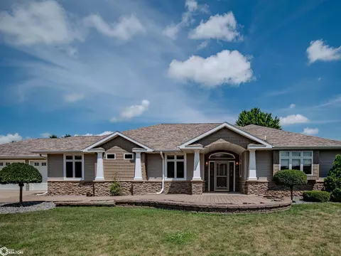 322 Nature Ct, Northwood, IA 50459