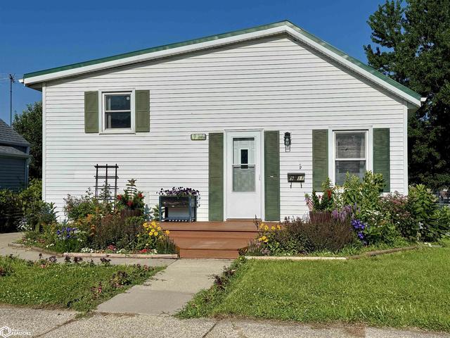 911 S 7th Ave, Marshalltown, IA 50158