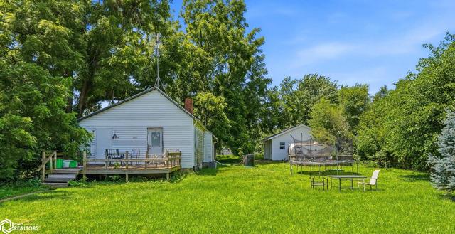2201 Charles St, Burlington, IA 52601