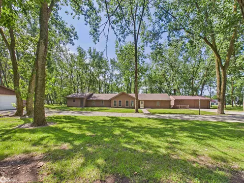 11995 Rutledge Rd, Ottumwa, IA 52501