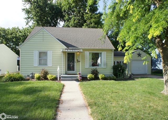 821 Webster St, Webster City, IA 50595