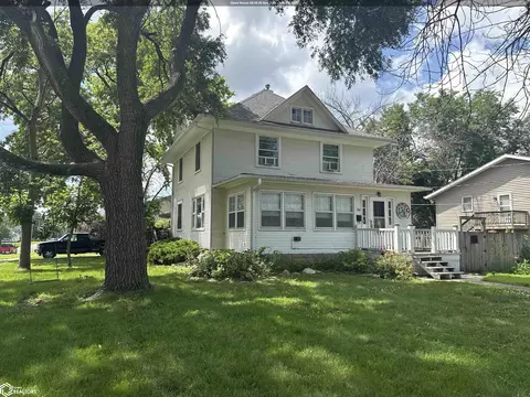 302 8th St N, Humboldt, IA 50548