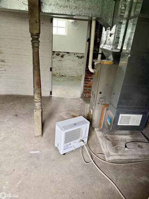 Other - 910 16th St, Eldora, IA 50627 photo 15 of 19