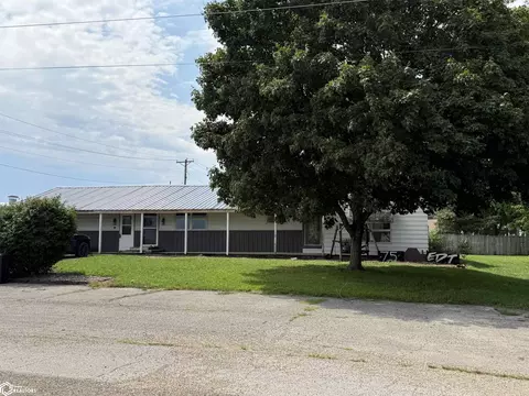 307 S Mulberry St, Richland, IA 52585
