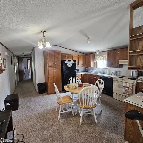 807 Flagship, Creston, IA 50801 photo 5
