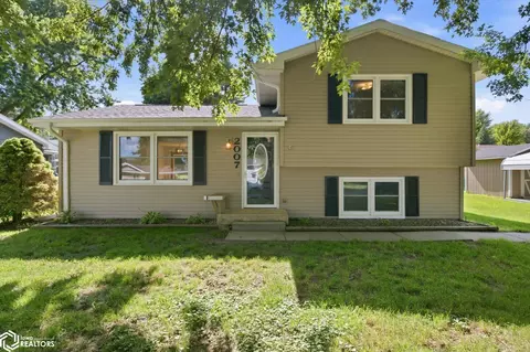 2007 19th St, Harlan, IA 51537