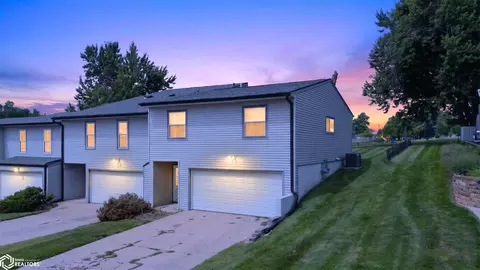 2301 S 5th Ave, Marshalltown, IA 50158