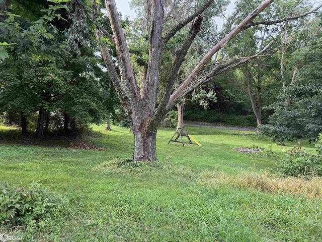 4 Hickory Ln, Warsaw, IL 62379
