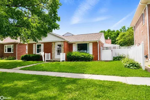 1432 Avenue F, Fort Madison, IA 52627