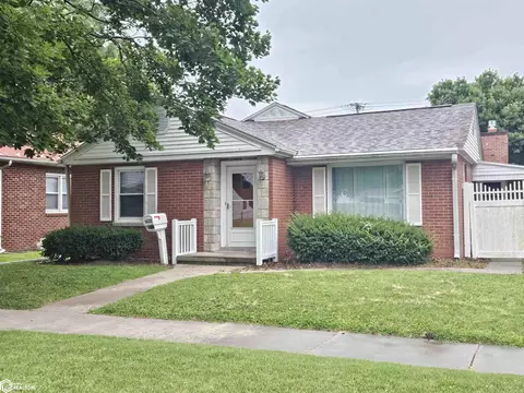 1432 Avenue F, Fort Madison, IA 52627