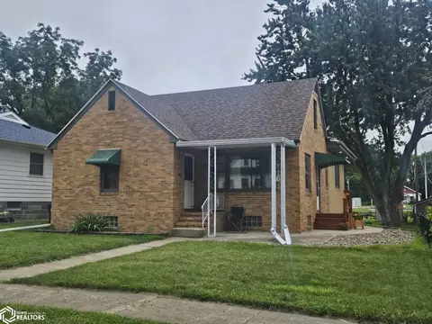 927 S 16th St, Fort Dodge, IA 50501